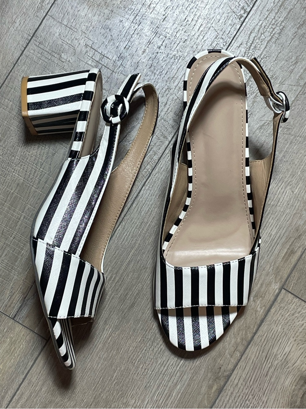 Black White Striped Beetlejuice Slingback Heels 10 - Picture 3 of 3
